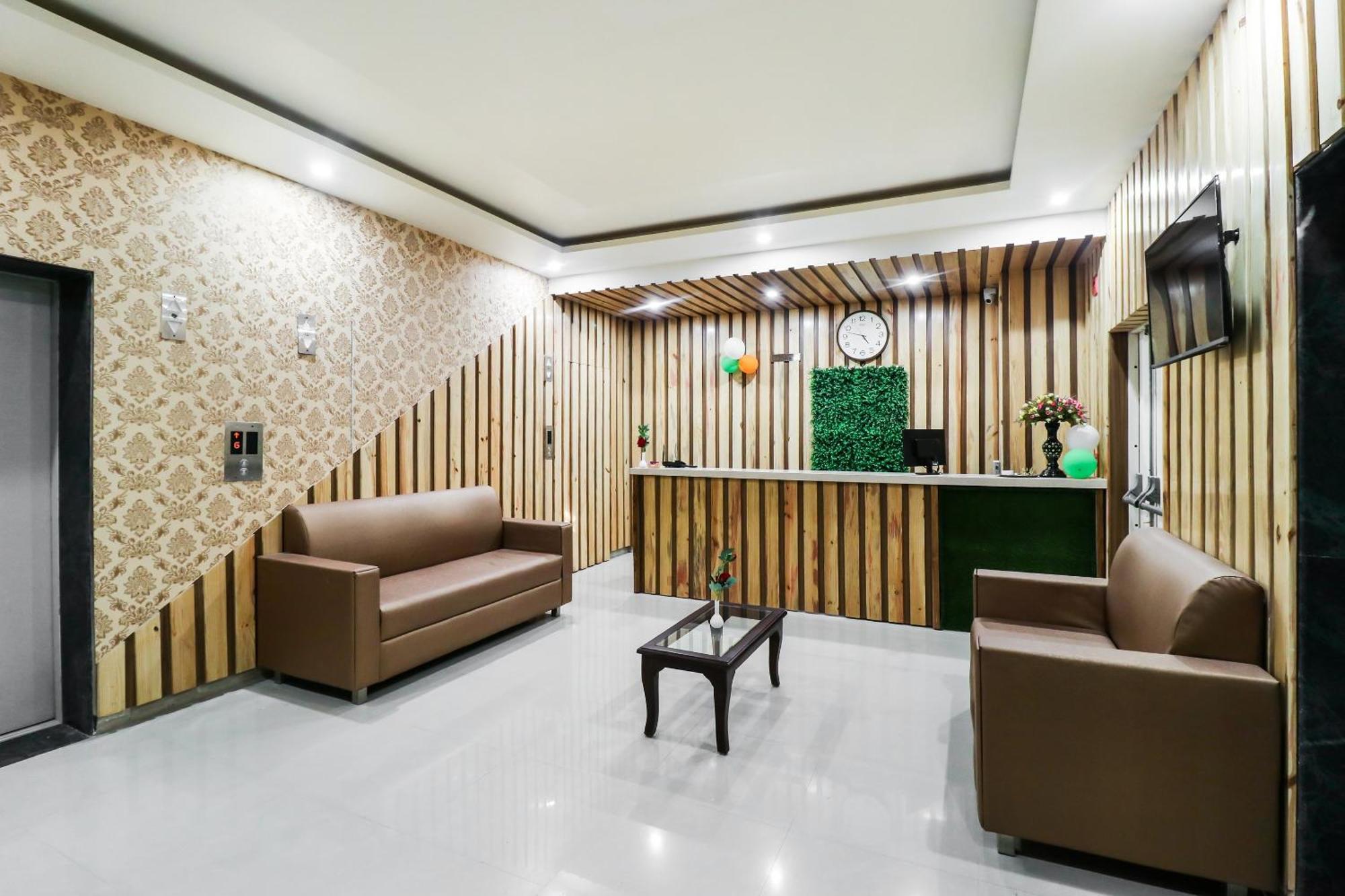 Hotel Grand 81 Faridabad Exterior photo