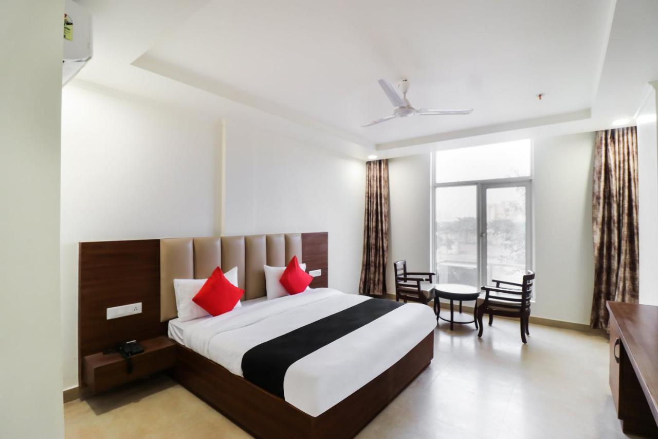 Hotel Grand 81 Faridabad Exterior photo